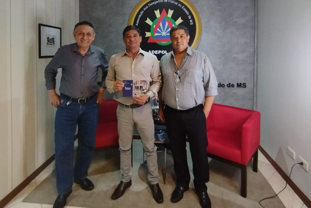 ADEPOL-MS firma convênio com Italínea Afonso Pena Móveis Planejados