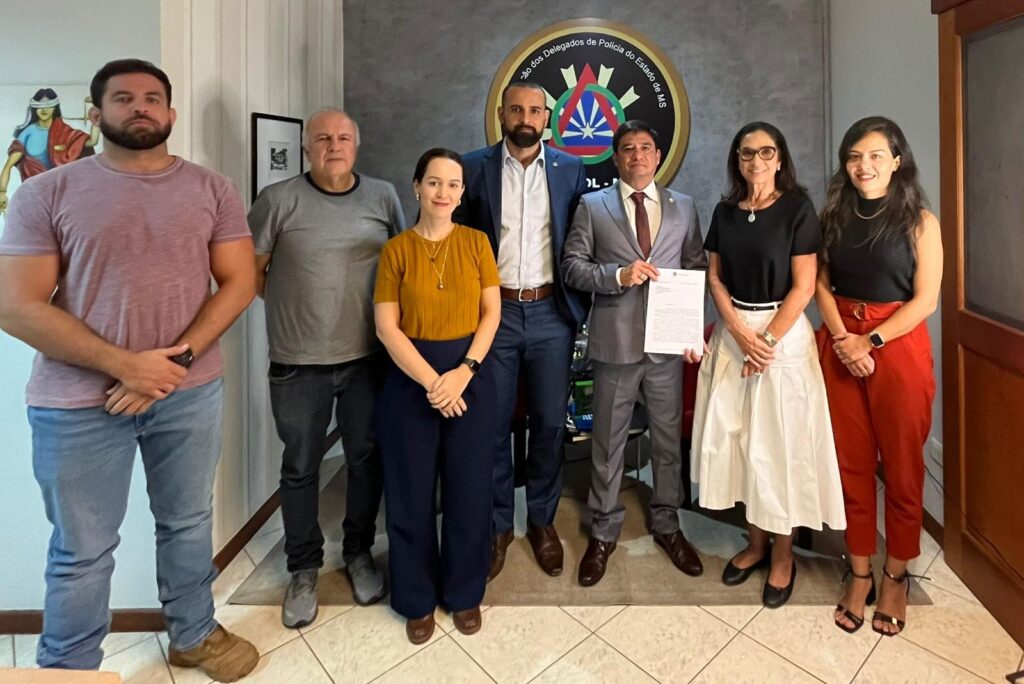 Diretoria da Adepol-MS Recebe Convite para II Congresso Nacional Mulheres pela Paridade