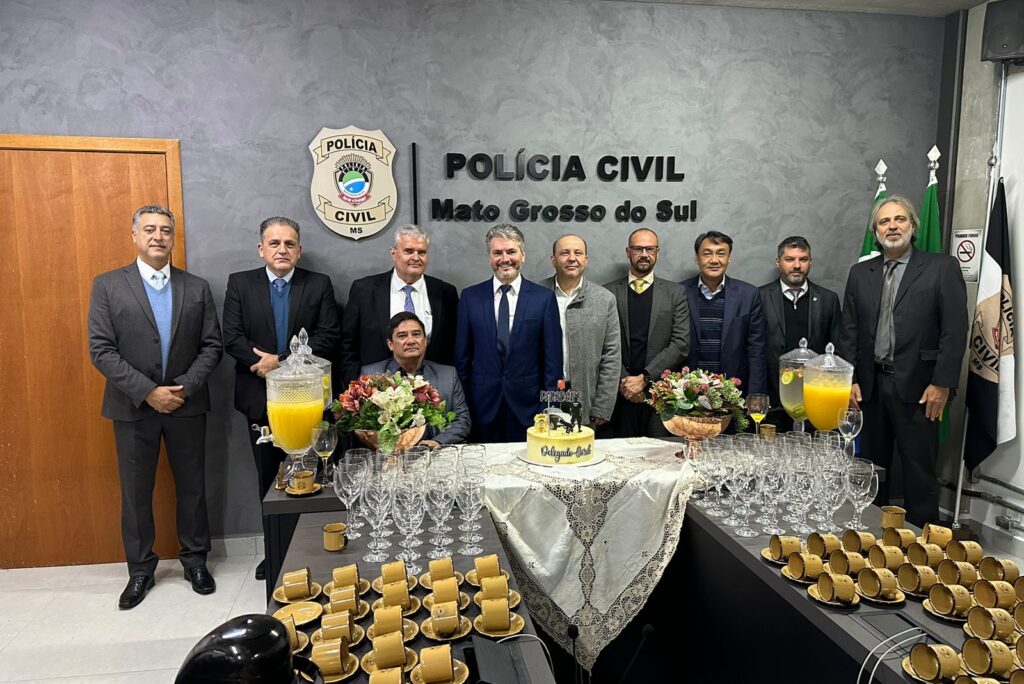 Aniversário do Delegado-Geral Lupersio Degerone Lucio reúne autoridades