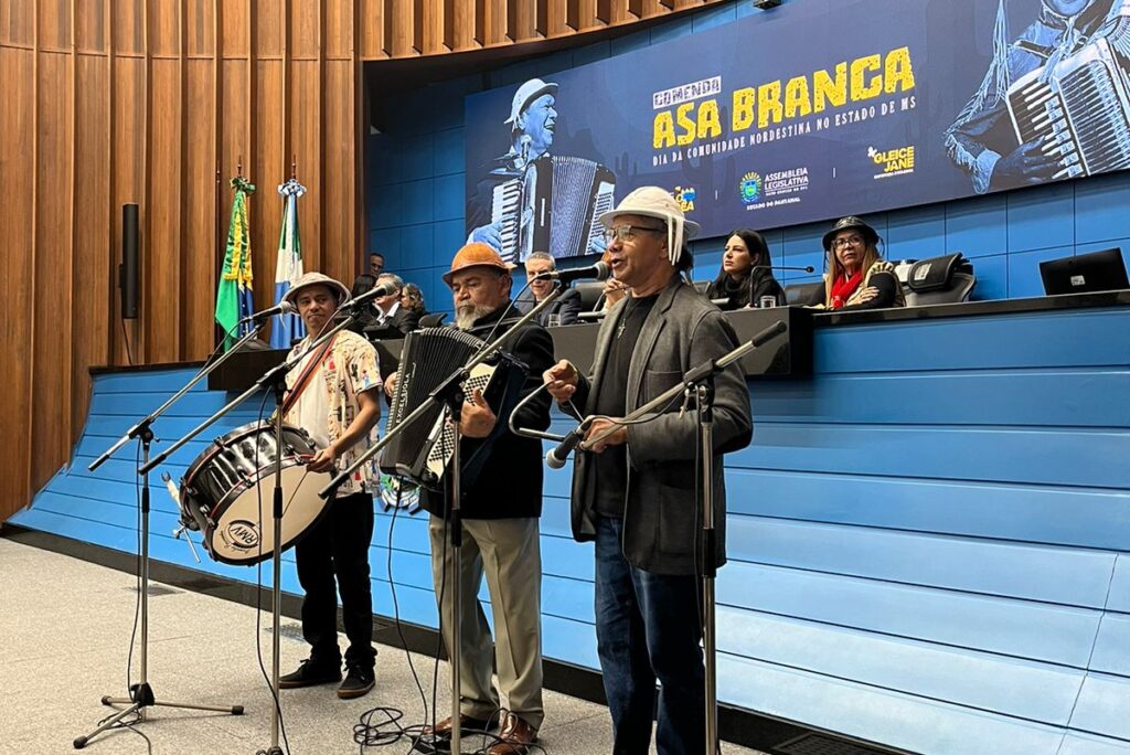 Diretora da Adepol-MS representa instituição em Sessão Solene na Assembleia Legislativa do MS