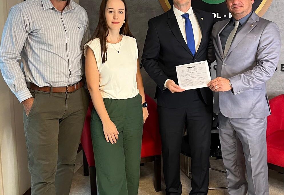 Diretoria da Adepol-MS recebe Promotor Fabrício Mingati para convite de posse na ASMMP