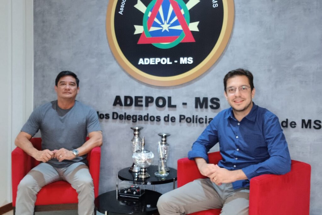 Presidente da Adepol-MS recebe Advogado e Editor
