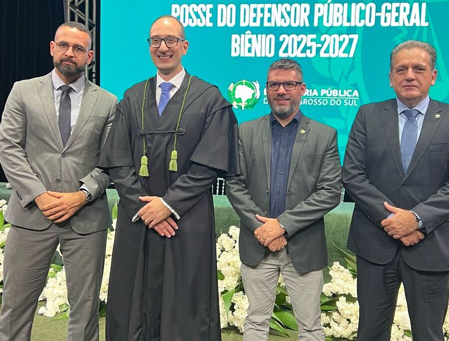 Delegados participam da posse do Defensor Público-Geral