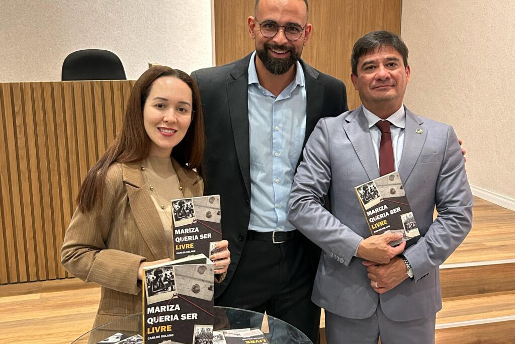Vice-Presidente da Adepol-MS, Delegado Carlos Delano, lança livro “Mariza queria ser livre”